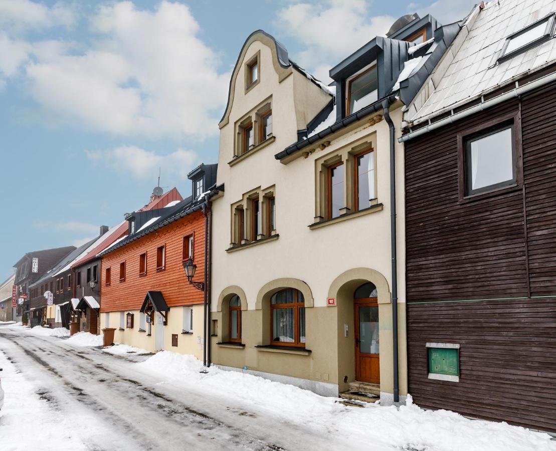 Bozi Apartmany I Bozi Dar Bagian luar foto